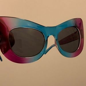 Unif Cat eye the sosh sun glasses